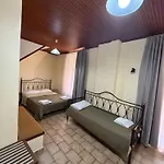 Hotell Helena 3*