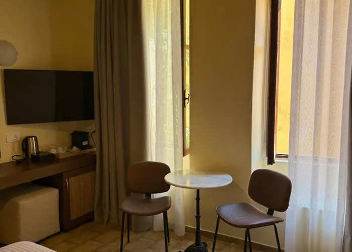 Helena 3* Chania (Crete)