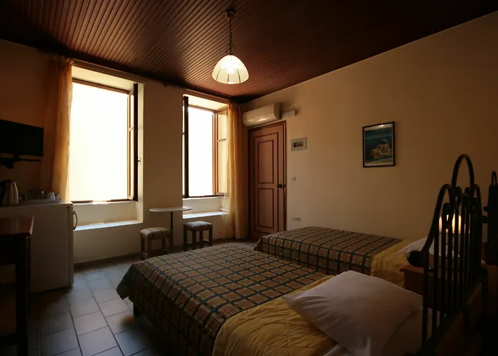 Helena 3* Chania (Crete)